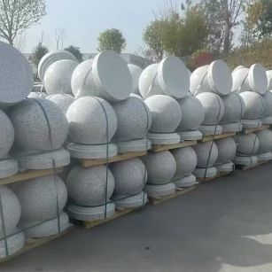 雅安 白麻花岗岩石材圆球，石球，挡车球，隔离球，景观石球，风水球等