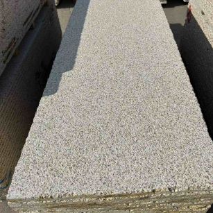 雅安 黄金麻花岗岩荔枝面毛板，半成品