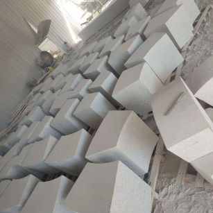 雅安 白麻花岗岩异形坐凳