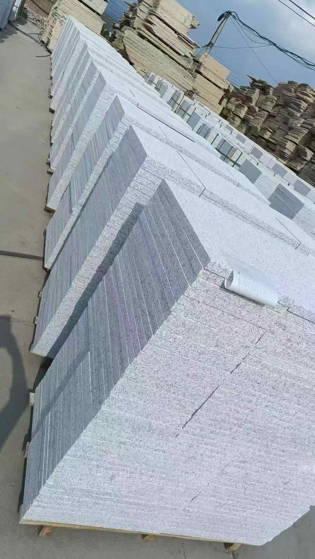 雅安 白麻荔枝面花岗岩地铺石