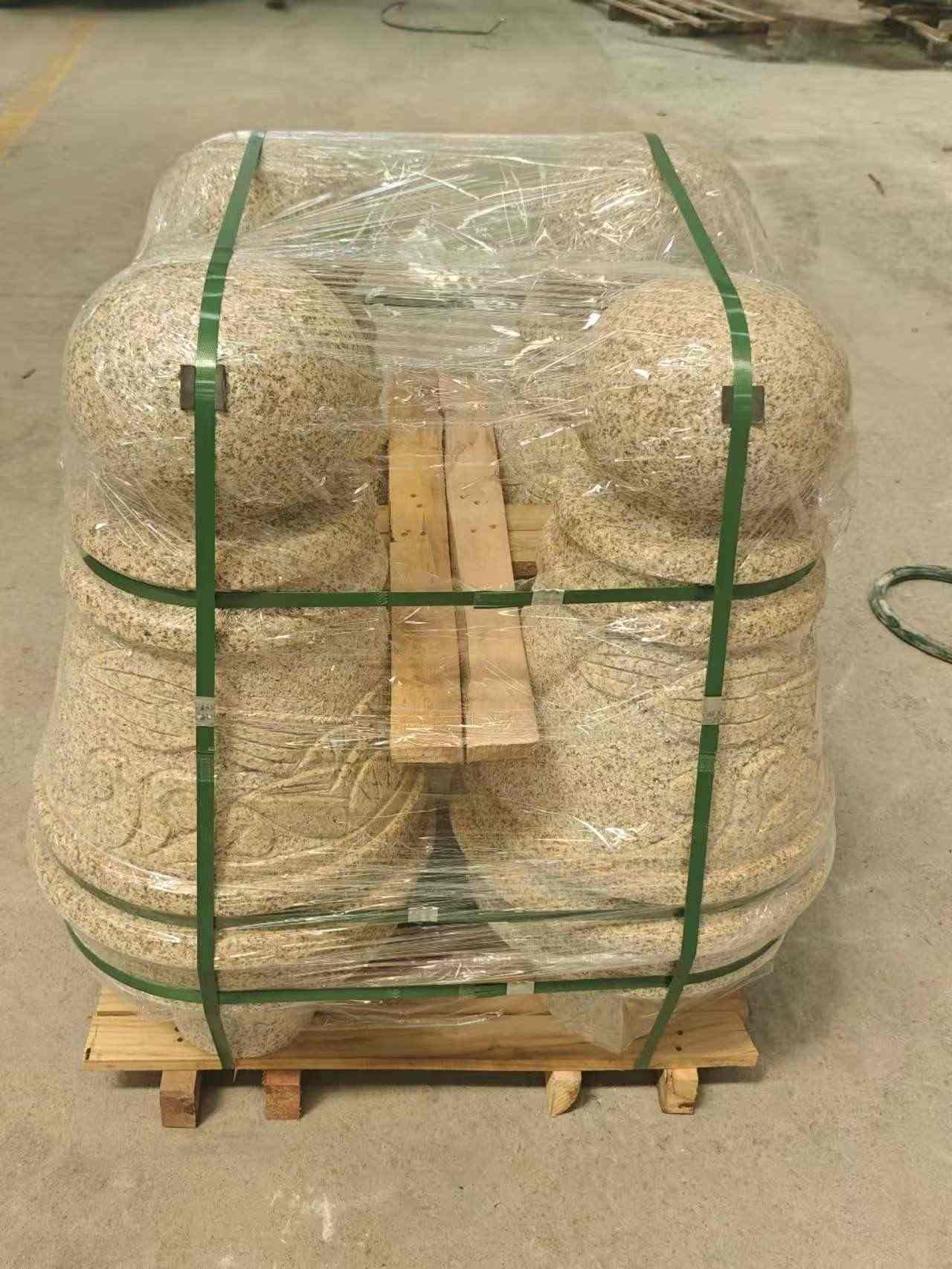 雅安 黄金麻异形定制雕花——棒棒糖挡车柱