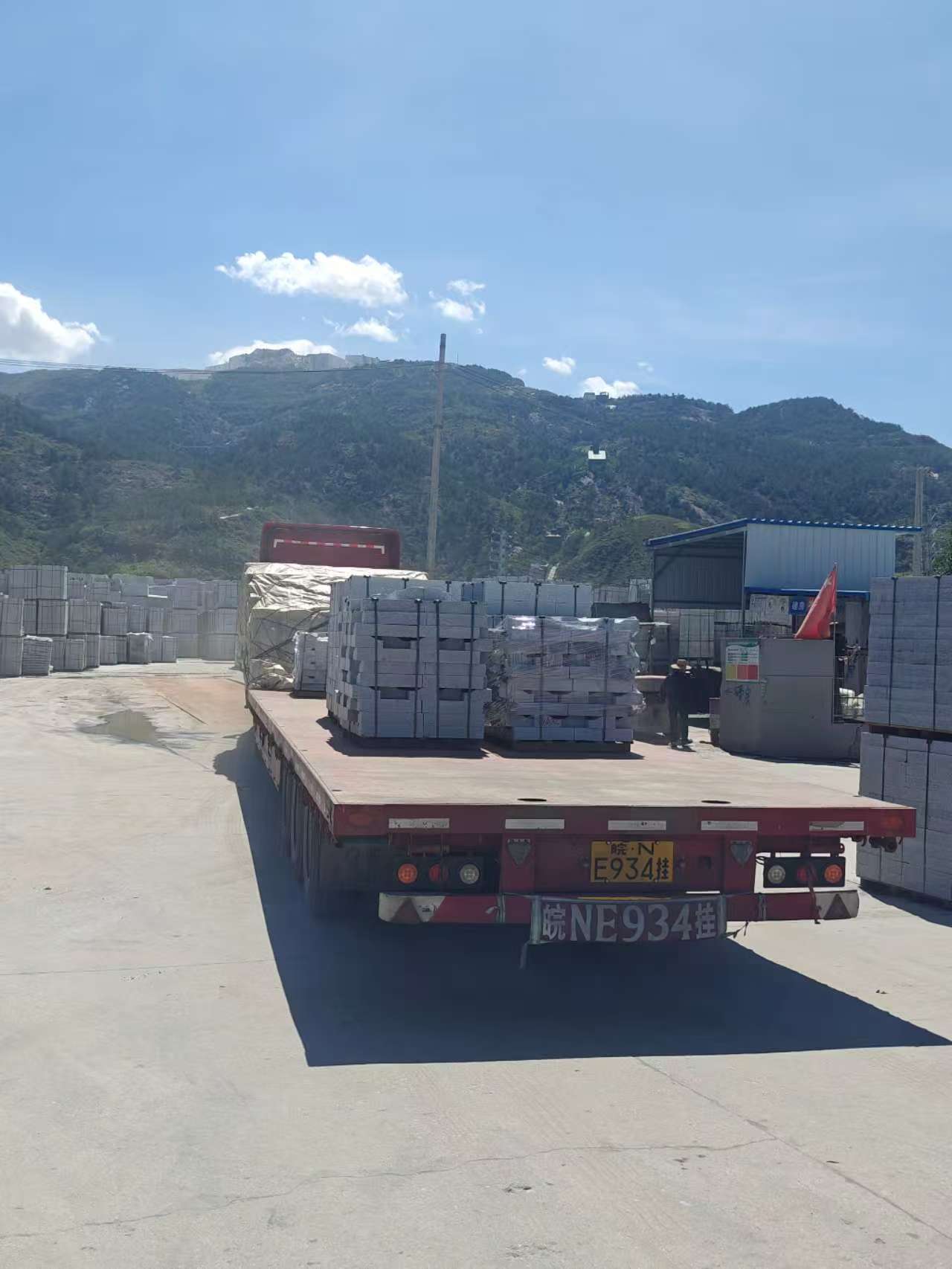 雅安 芝麻白仿形路沿石，直形路沿石