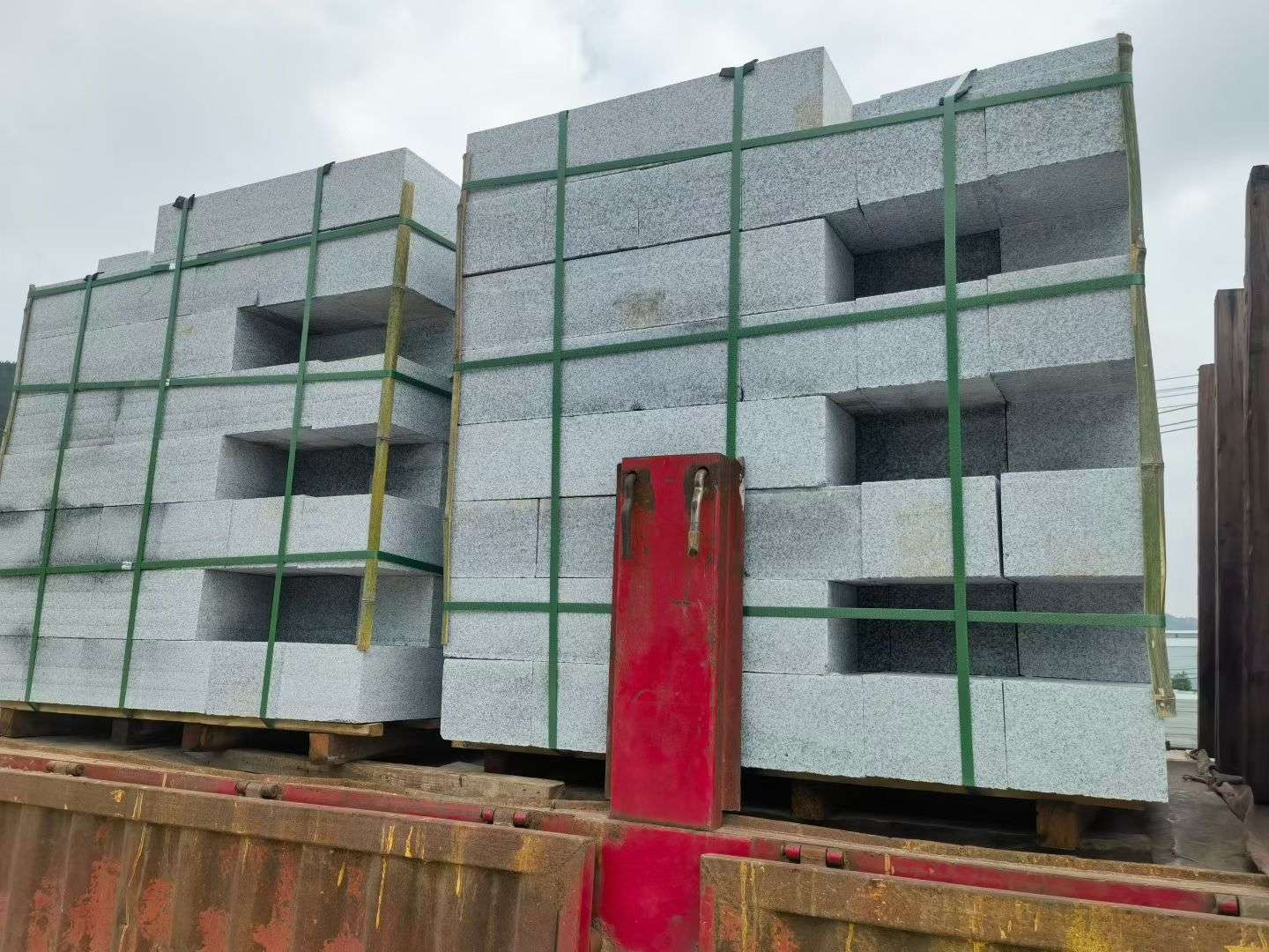 雅安 芝麻白花岗岩路沿石，平石，路侧石，马路牙子，路缘石，立缘石，平缘石等