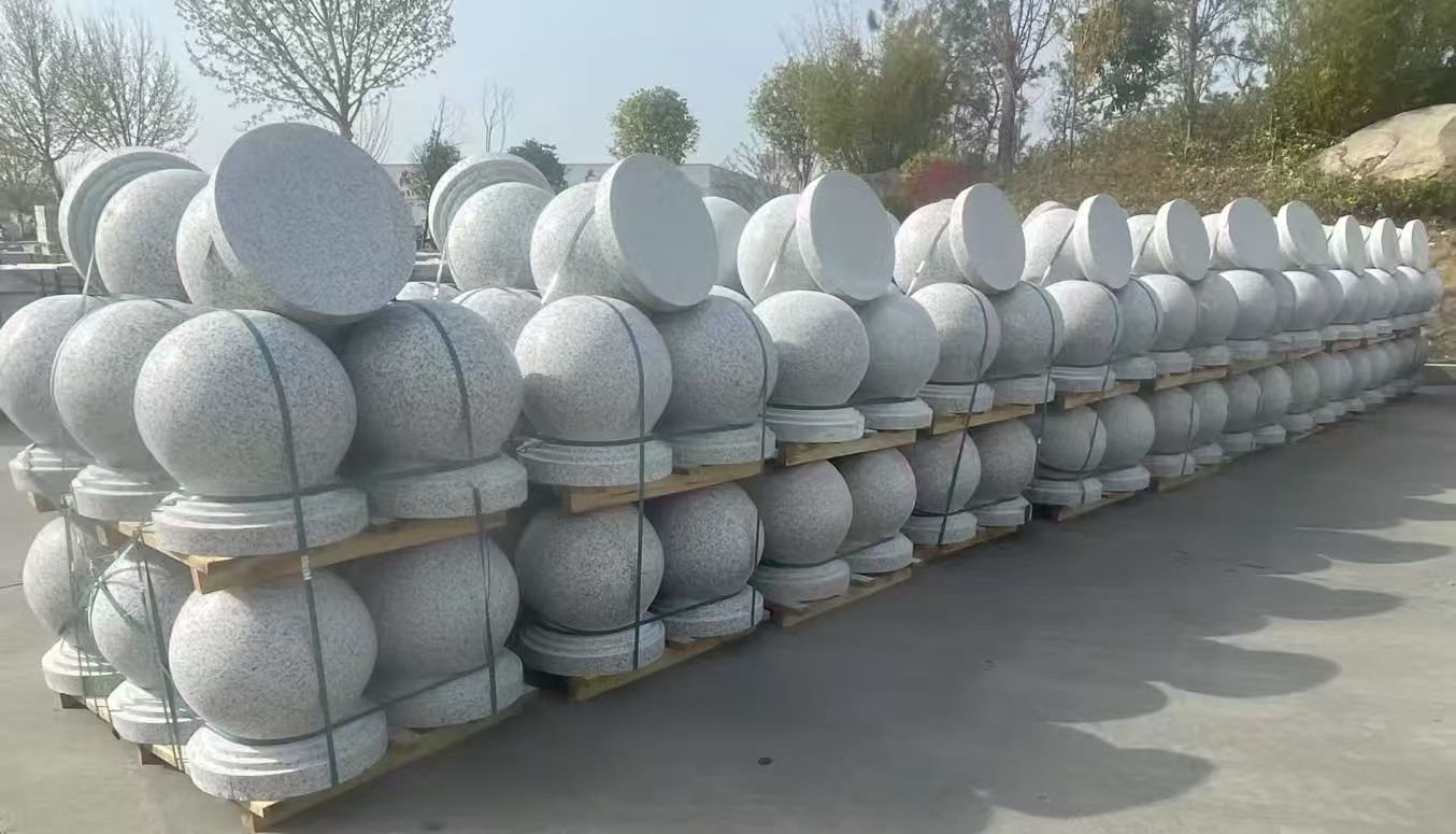 雅安 白麻花岗岩石材圆球，石球，挡车球，隔离球，景观石球，风水球等