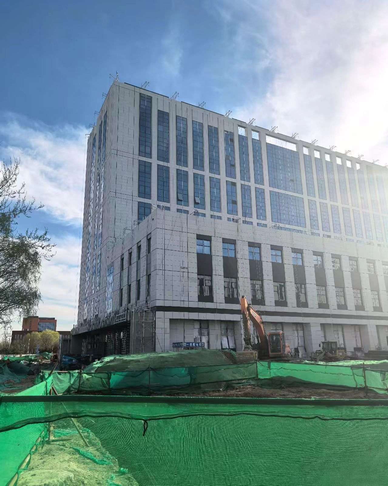 雅安 白麻花岗岩石材外墙干挂